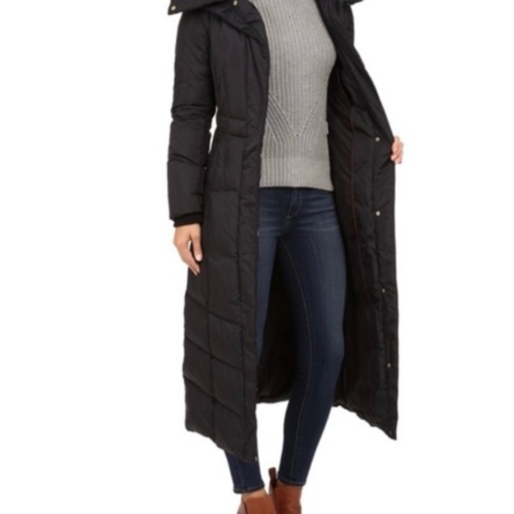 Women's Black Long Puffer Coat